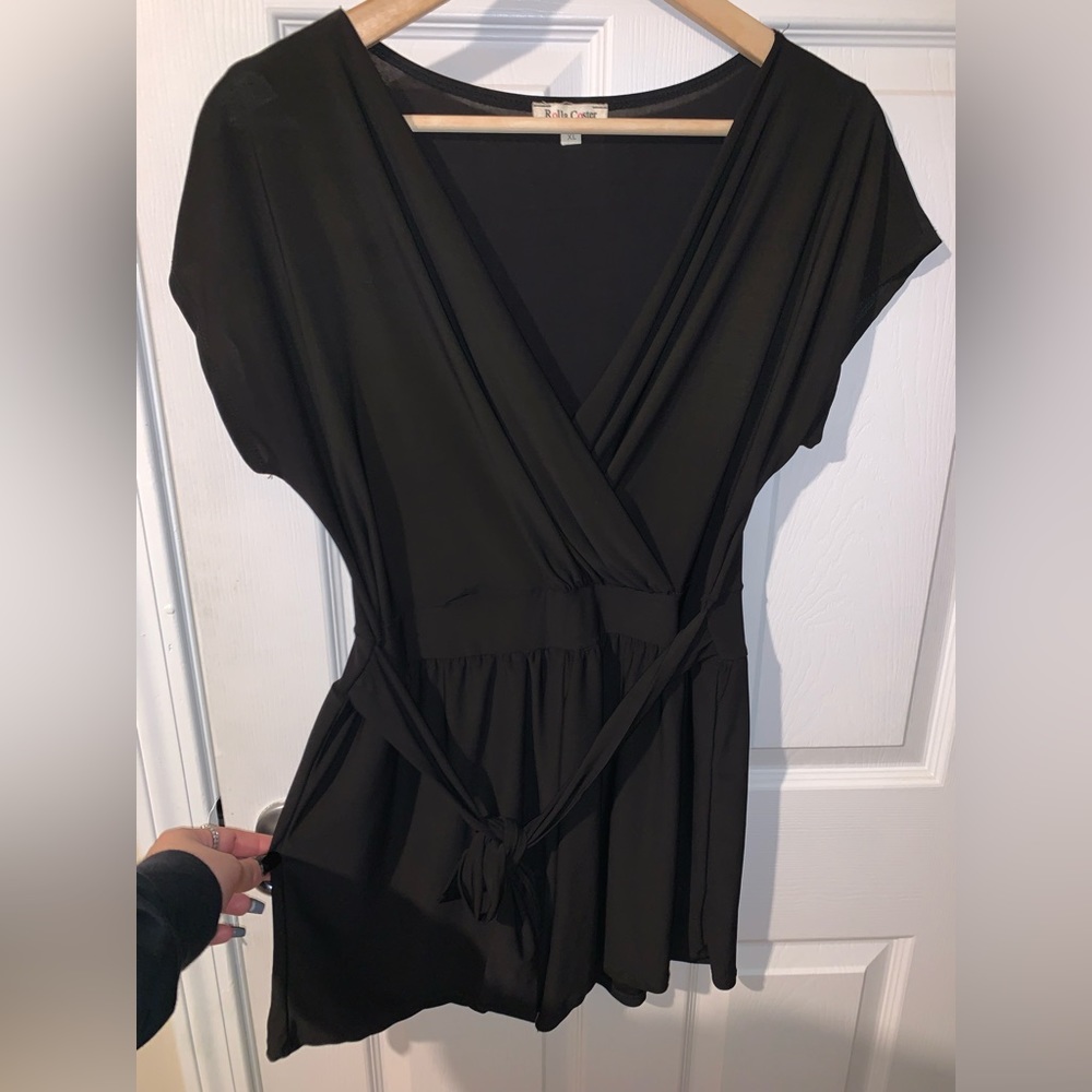 BLACK SHORT SLEEVE ROMPER